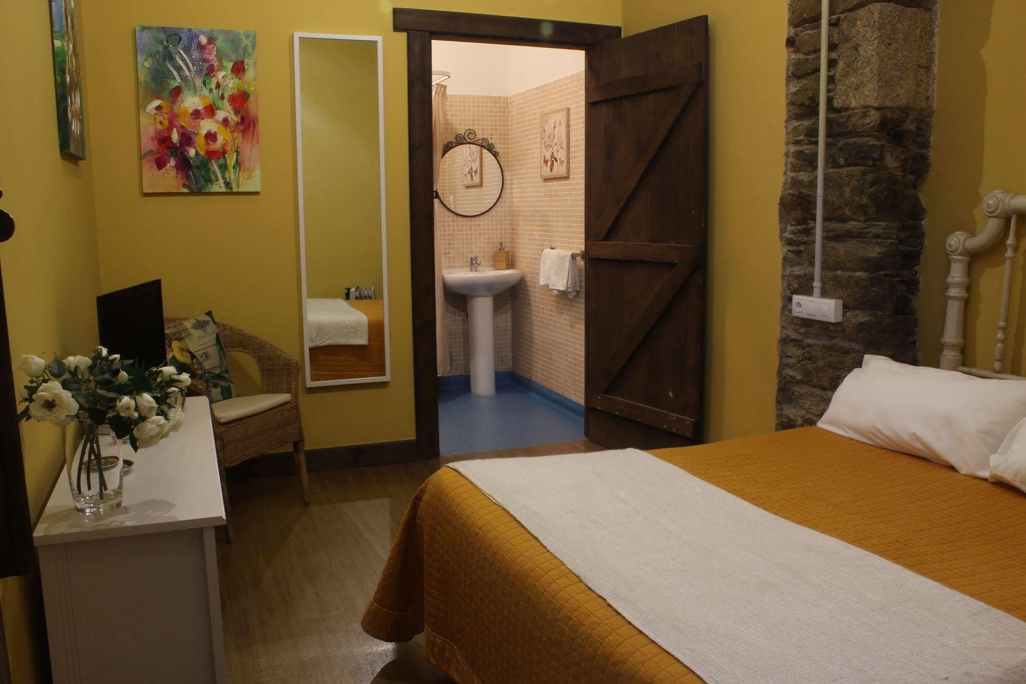 San Lazaro Sarria