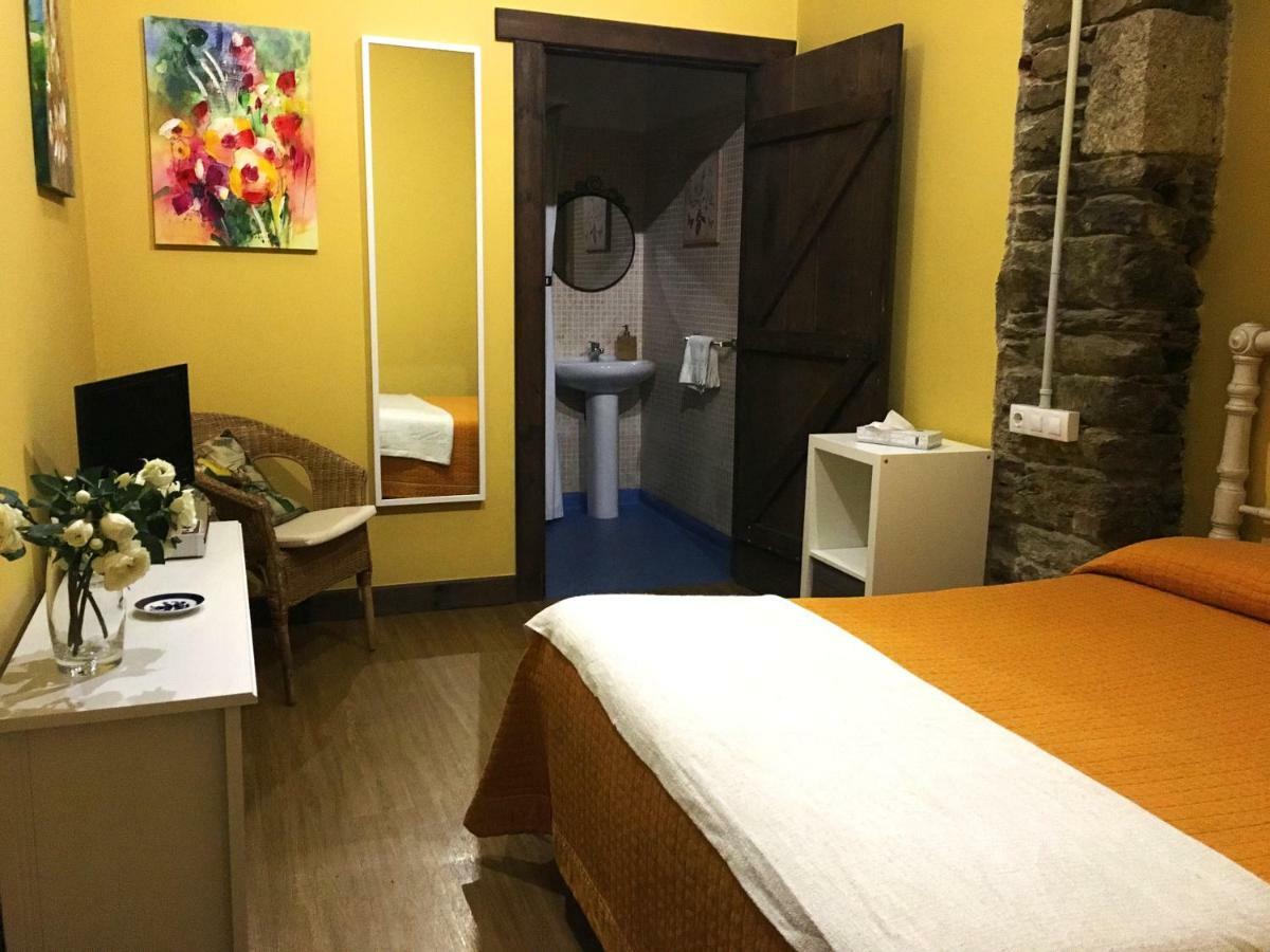 Hostal San Lázaro *